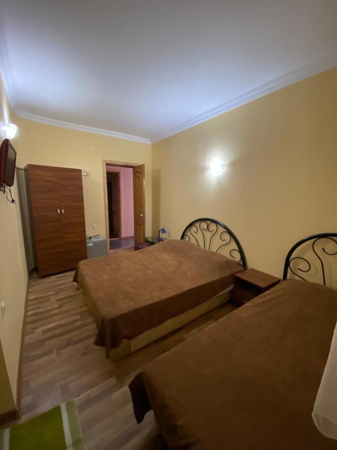 Hotel Dadiani Batoumi Extérieur photo