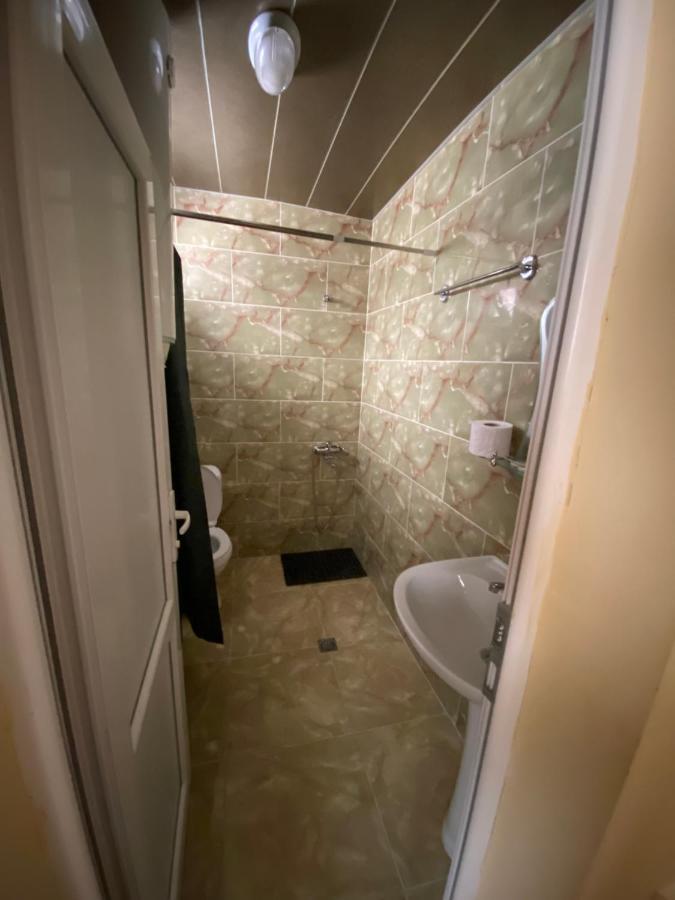 Hotel Dadiani Batoumi Extérieur photo
