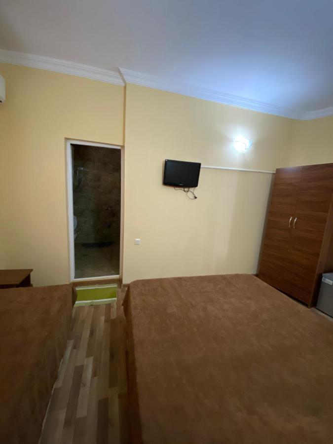 Hotel Dadiani Batoumi Extérieur photo