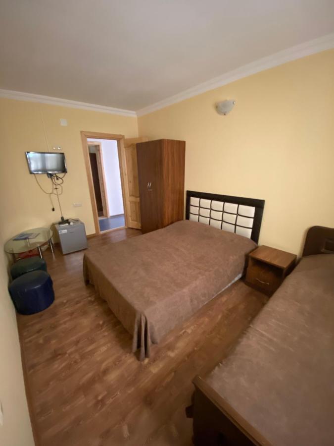 Hotel Dadiani Batoumi Extérieur photo