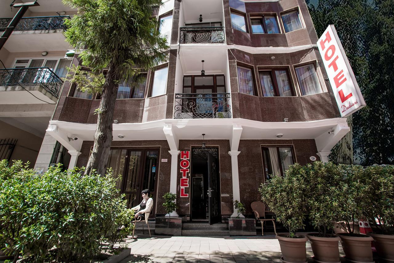 Hotel Dadiani Batoumi Extérieur photo